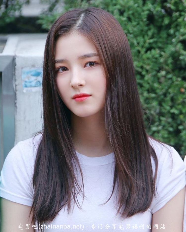 낸시 紧身牛仔裤 李承利 Nancy MOMOLAND 