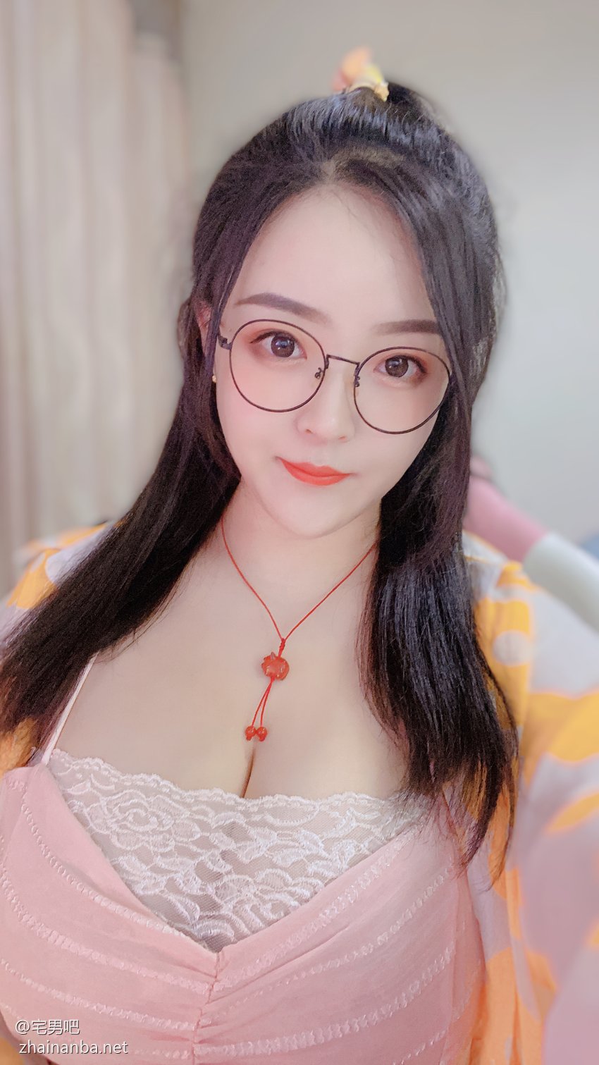 美女主播 电锯甜心小雨 电竞女主播 斗鱼 